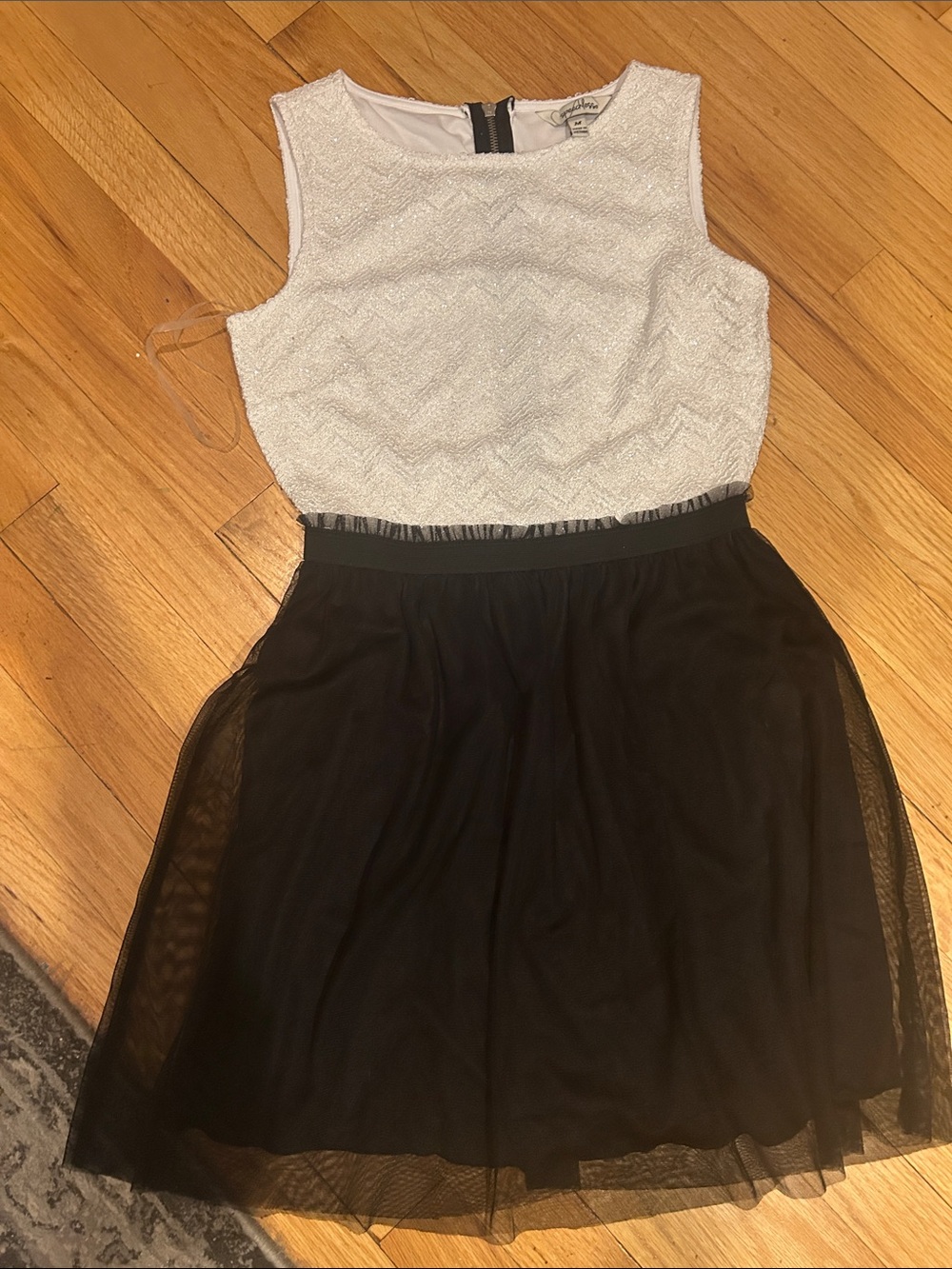 NWOT- Speechless Black & White dress